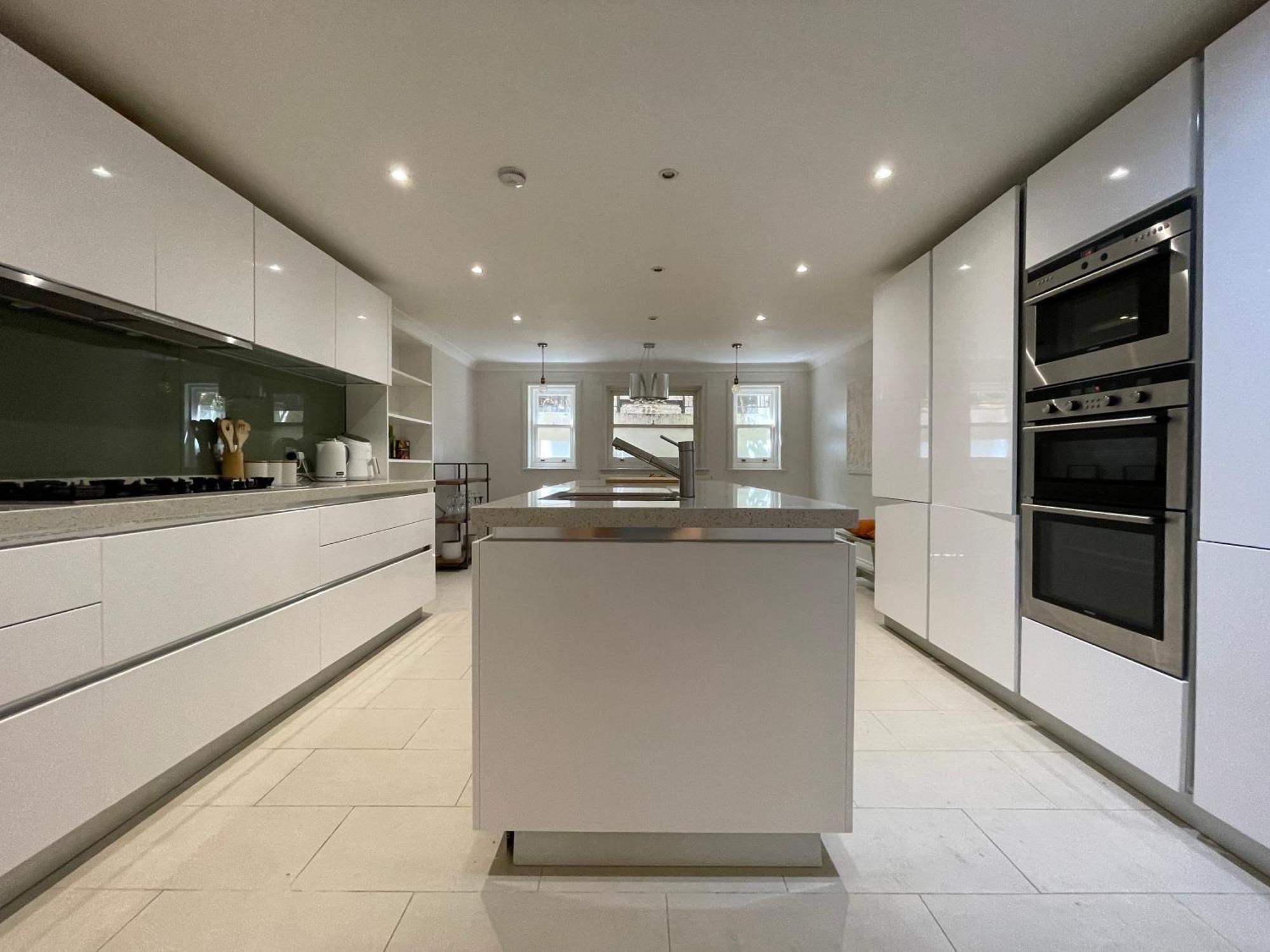 Casa de férias 5 Bed House - Fancy - Sleep Up To 12 - *